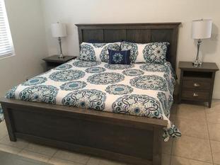 Queen Head & Foot Bed with Cut Out Headboard $450